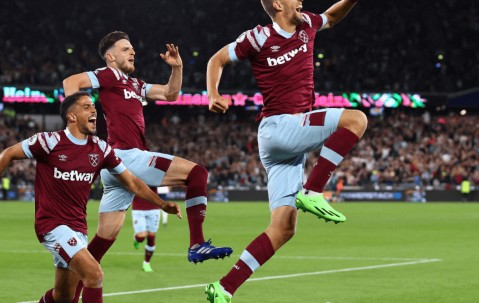 悦盈体育平台 -离谱！赛前里昂调整名单以备足总杯今夜西汉姆备战法甲，曼联内部会议纪要流出——今晨扳平良机 