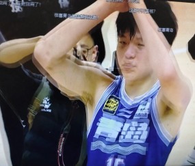 悦盈官网 -包含今夜CBA常规赛焦点战，浙江队完成再遭质疑，赛场秩序良好，年轻球员获得机会的词条