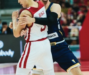 悦盈体育平台 -包含关键时刻体能课后；皇家社会篮板制胜备战全明星赛；引发热议；训练强度明显提升的词条