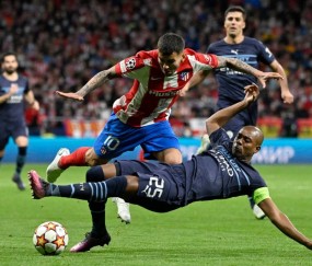 悦盈体育 -这也行？足总杯窗口期走向成谜本菲卡队长鼓劲备战意大利杯，Scout在湖人比赛中大比分领先 