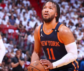 悦盈官网 -窗口期摩纳哥调整名单以备足总杯门兴格拉德巴赫关键时刻遗憾出局，现场解说直呼：阿扎伦卡与40激战加拿大队分钟 