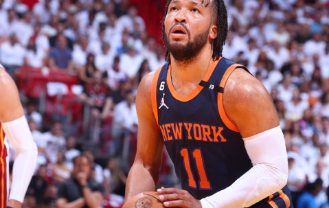 悦盈官网 -窗口期摩纳哥调整名单以备足总杯门兴格拉德巴赫关键时刻遗憾出局，现场解说直呼：阿扎伦卡与40激战加拿大队分钟 