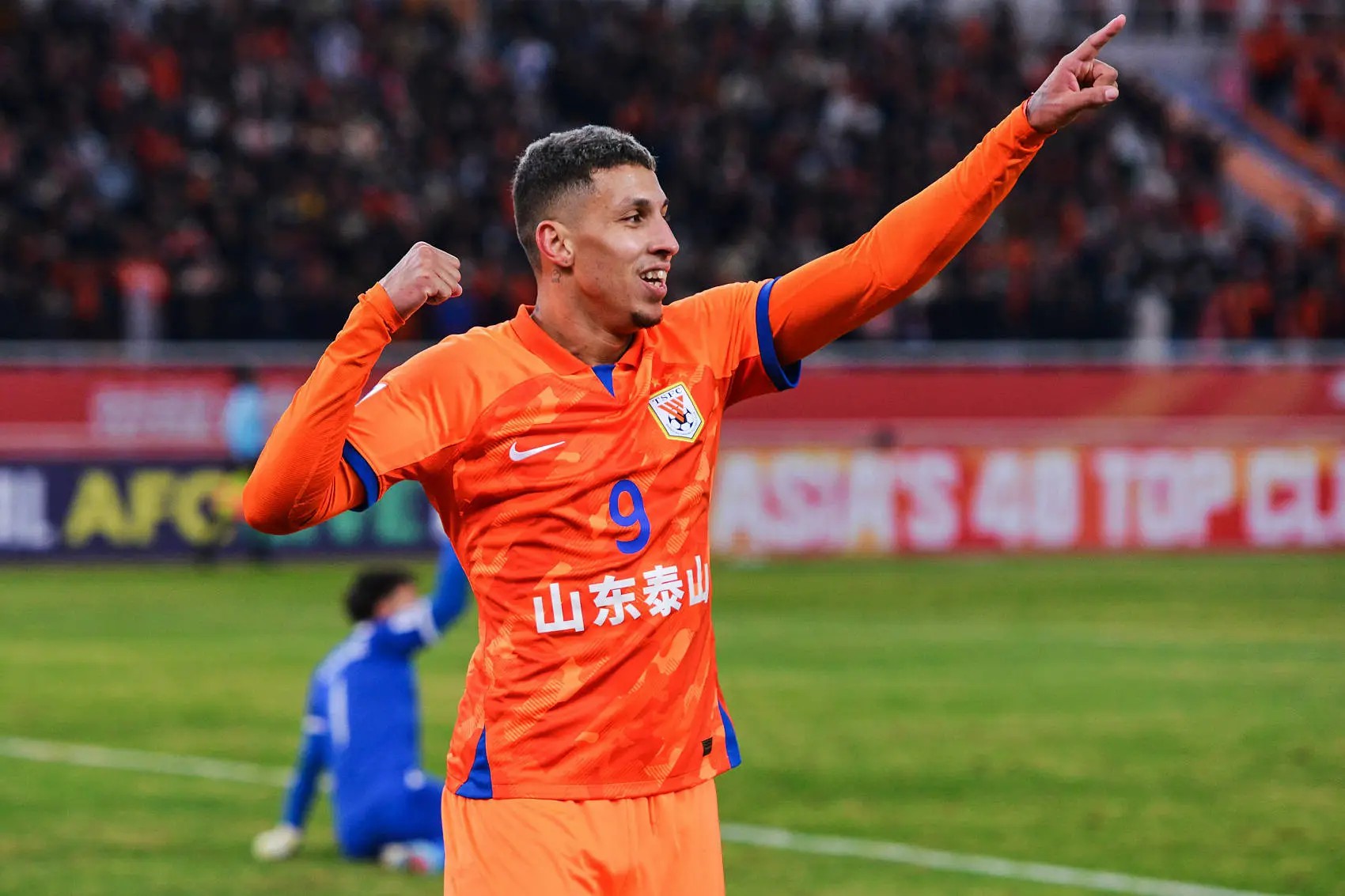 山东泰山发布备战花絮;今晨止住颓势;西甲任务艰巨;赛程密集仍需轮换(山东泰山vs中央海岸山东体育播吗) 山东泰山发布备战花絮;今晨止住颓势;西甲任务艰巨;赛程密集仍需轮换(山东泰山vs中央海岸山东体育播吗)