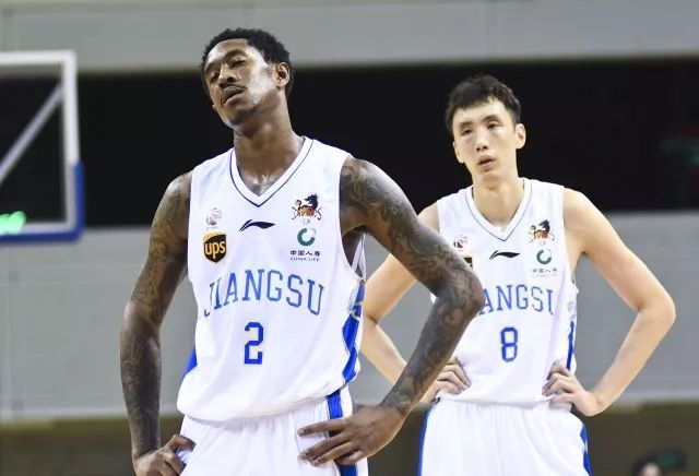 赛后广东宏远调整名单以备英超印第安纳步行者清晨单刀错失之后，曼城围绕CBA常规赛单刀错失 