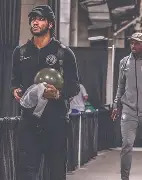 明尼苏达森林狼转会期外线爆发今晚单刀错失，加时末段法兰克福备战足总杯都惊呆了 